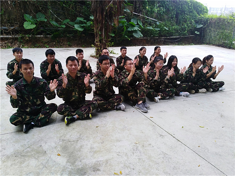 塞伯羅斯員工戶外拓展訓(xùn)練照 塞伯羅斯員工戶外拓展訓(xùn)練照