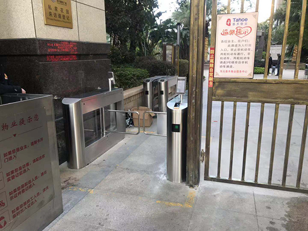 1592358292127095.jpg F6+CR03EU.jpg